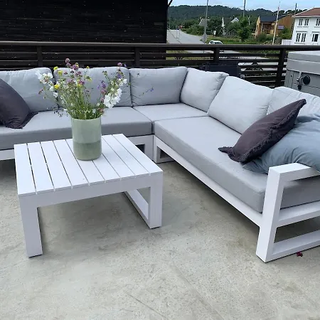 Vila Modern House 150 M From The *